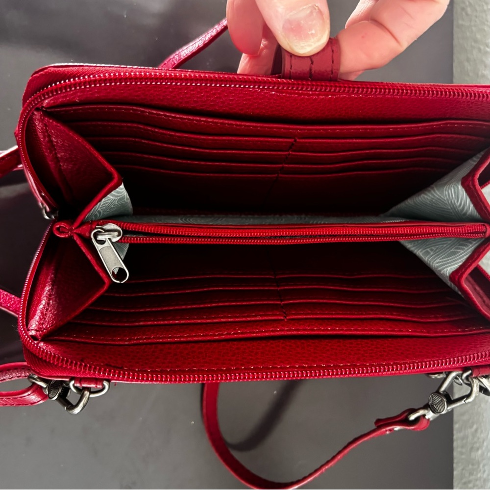 The Sak Red Leather Crossbody organizer purse/ wallet/ wristlet - Picture 6 of 8